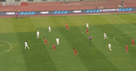 1666610790899014991.gif 武磊3.gif